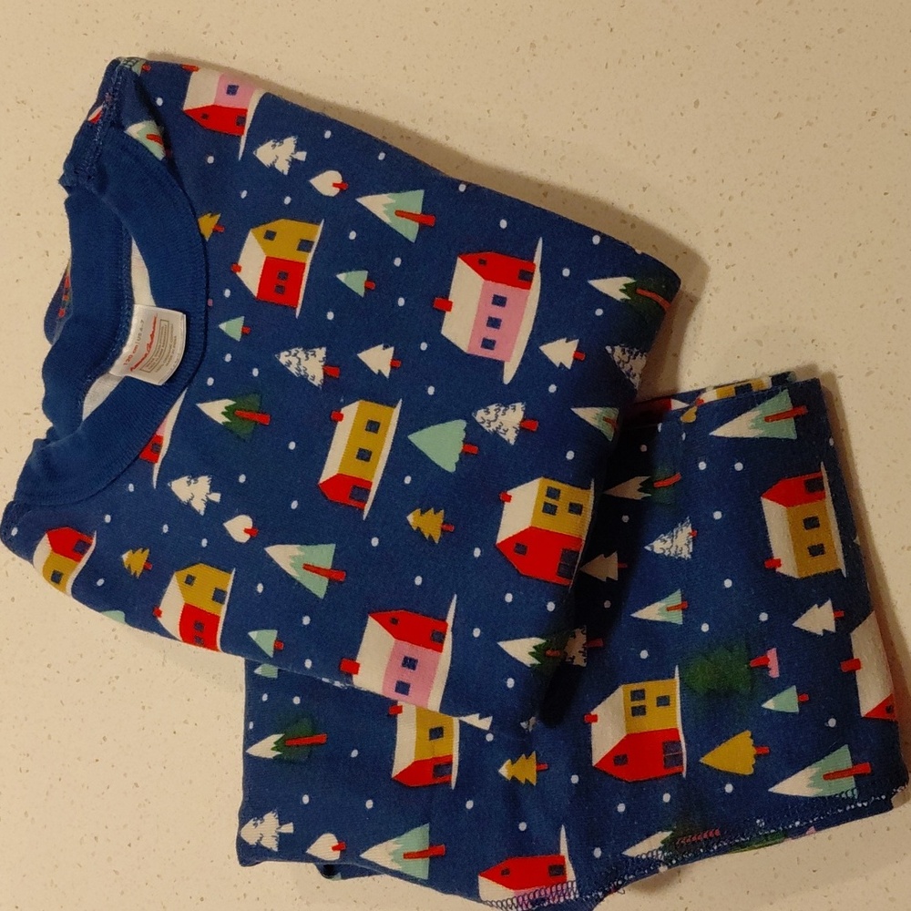Hanna Andersson Blue Pajama Set with Colorful Houses